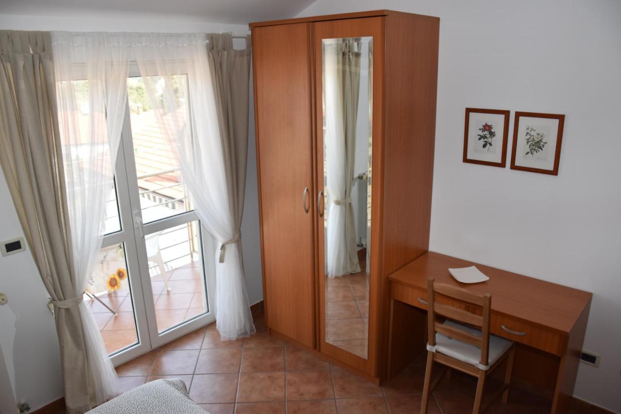 Rooms&Apartments Robert Rovinj Buitenkant foto